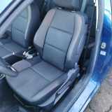 Peugeot 207 WA Fahrersitz Autositz Sitz vorn links Stoff 3 Türer 