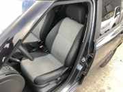 Skoda Fabia 5J Sitz vorn links Fahrersitz Stoff ohne Heizung Autositz
