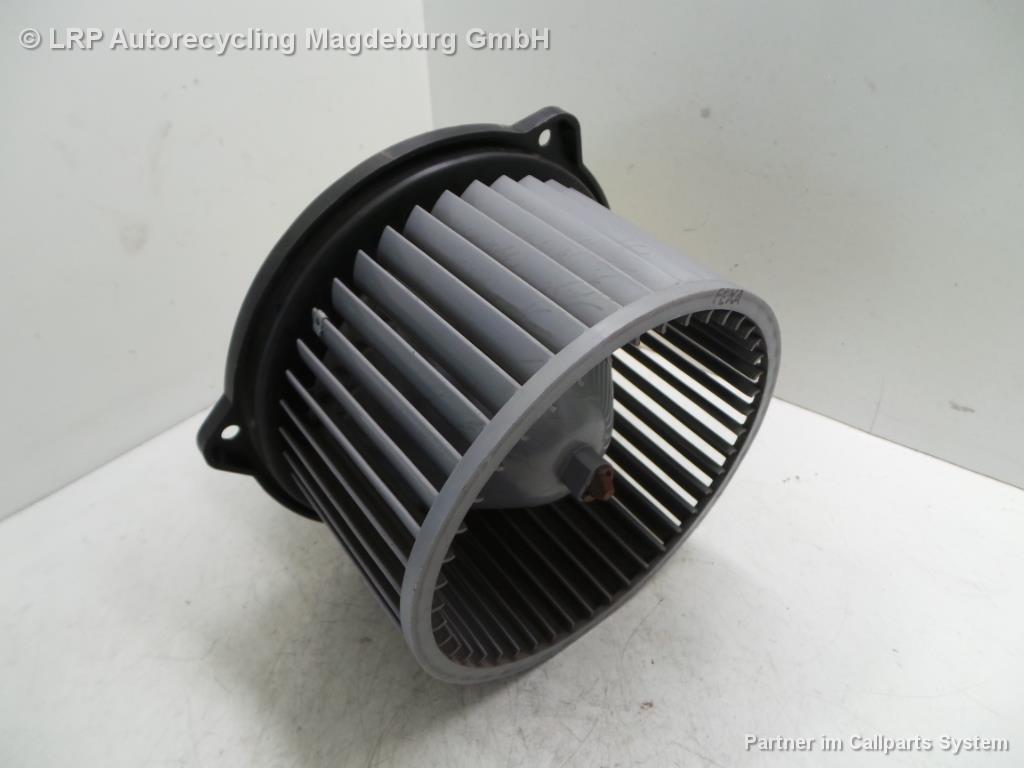 Hyundai i20 PB Bj.11 Gebläsemotor Innenraumgebläse BOSCH Bild Hyundai i20 PB Bj.11 Gebläsemotor Innenraumgebläse BOSCH