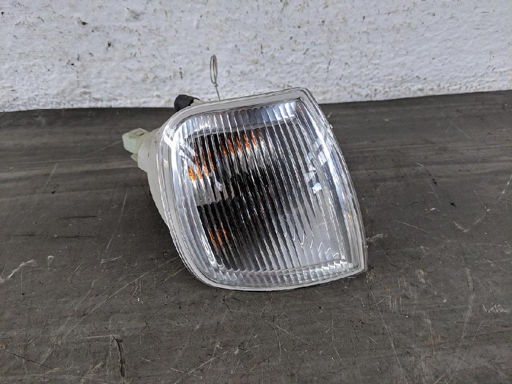 Seat Arosa 6H Bj.97 original Blinker vorn rechts 6H0953042A Bild Seat Arosa 6H Bj.97 original Blinker vorn rechts 6H0953042A