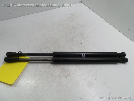 BMW 318i E46 Coupe Bj.2000 Heckklappe Gasdruckdämpfer hinten Satz Bild BMW 318i E46 Coupe Bj.2000 Heckklappe Gasdruckdämpfer hinten Satz