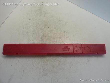 VW Audi Skoda Seat Warndreieck Warntafel Pannendreieck 8K0860251