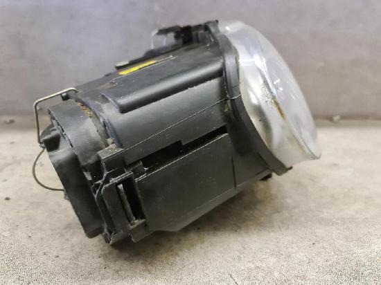 VW Touran 1T Scheinwerfer rechts vorn 0301205272 Xenon Lampe BJ03-06 Bild VW Touran 1T Scheinwerfer rechts vorn 0301205272 Xenon Lampe BJ03-06