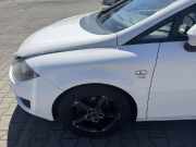 Seat Leon 1P original Kotflügel vorn links LB9A Candyweiss Bj.2010