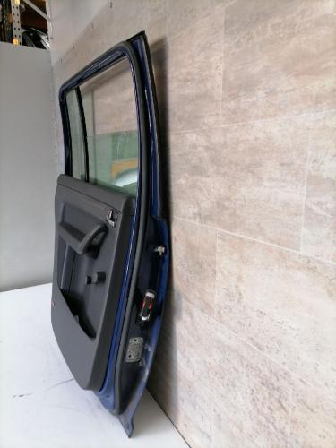 VW Touran 1T Rohtür hinten links LL5M Indienblau BJ03-06 Bild VW Touran 1T Rohtür hinten links LL5M Indienblau BJ03-06