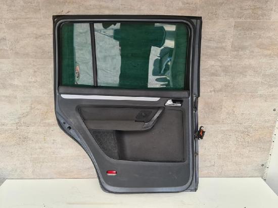 VW Touran 1T Rohbautür hinten links LD7X-Platinum Grey BJ03-06 Bild VW Touran 1T Rohbautür hinten links LD7X-Platinum Grey BJ03-06