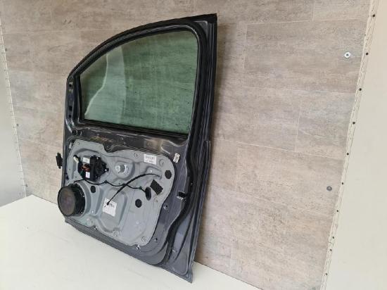 VW Touran 1T Rohbautür vorn rechts Beifahrertür LD7X-Platinum Grey BJ03-06 Bild VW Touran 1T Rohbautür vorn rechts Beifahrertür LD7X-Platinum Grey BJ03-06