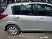 Nissan Tiida original Tür hinten rechts K23 Brilliant Silver Metallic Rohbau Bj.2009