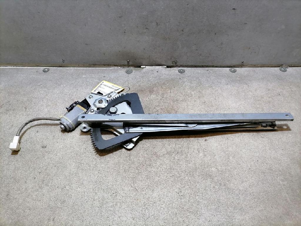 Chevrolet Aveo Fensterheber rechts vorn BJ 08-11 Bild Chevrolet Aveo Fensterheber rechts vorn BJ 08-11