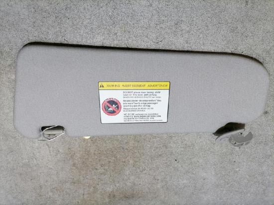 Chevrolet Aveo Sonnenblende rechts Grau BJ08-11 Bild Chevrolet Aveo Sonnenblende rechts Grau BJ08-11