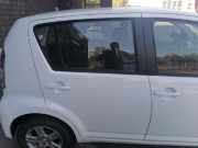Daihatsu Sirion 2 M300 original Tür hinten rechts Weiß Rohbau Bj.2008 
