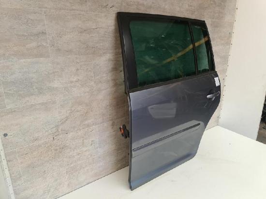 VW Touran 1T Rohbautür hinten links LD7X-Platinum Grey BJ03-06 Bild VW Touran 1T Rohbautür hinten links LD7X-Platinum Grey BJ03-06