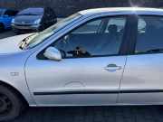 Seat Leon 1M original Tür vorn links LS7N Gris Artico Rohbau Bj.2000 