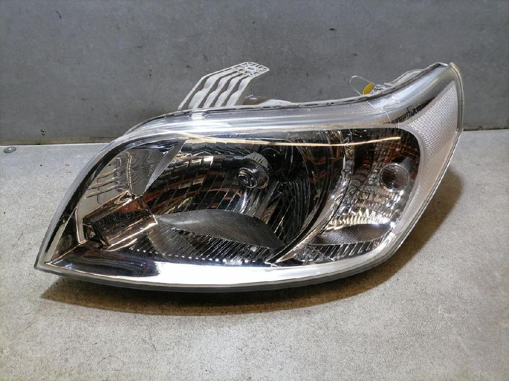 Chevrolet Aveo Scheinwerfer vorn links Halogen Lampe BJ08-11 Bild Chevrolet Aveo Scheinwerfer vorn links Halogen Lampe BJ08-11