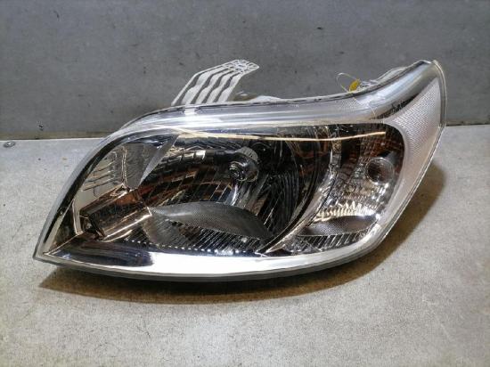 Chevrolet Aveo Scheinwerfer vorn links Halogen Lampe BJ08-11 Bild Chevrolet Aveo Scheinwerfer vorn links Halogen Lampe BJ08-11