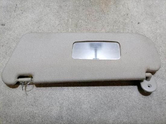 Chevrolet Aveo Sonnenblende links Grau BJ08-11 Bild Chevrolet Aveo Sonnenblende links Grau BJ08-11