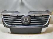 VW Passat 3C original Kühlergrill für Fahrzeuge mit Parkhilfe PDC Bj.2009 