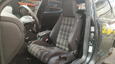 Sitz links vorne VW Golf VI (5K)