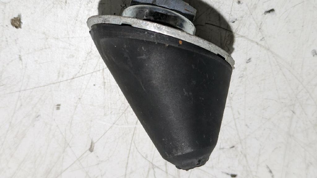 Dachantennenfuss VW Golf 1K/1KP/5M/1KM 1K0035501