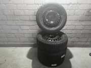 Satz Stahlfelgen mit Winterreifen Mercedes-benz Cla-klasse 156 A1564000000