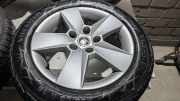 Satz Alufelgen mit Winterreifen Skoda Octavia 5E 5E0601025H