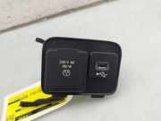 Aux/usb-Anschluss 735579645 Jeep Compass II (MP) SUV 1.4 Multi Air2 16V (55263624) 2018-05