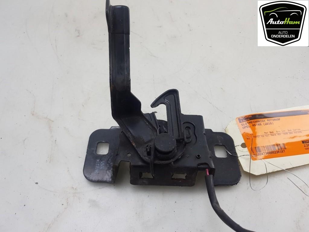 Motorhaubenschloss 39085675 Opel Astra K Schr?gheck 5-drs 1.6 CDTI 110 16V (B16DTE(Euro 6)) 2016 Bild Motorhaubenschloss 39085675 Opel Astra K Schr?gheck 5-drs 1.6 CDTI 110 16V (B16DTE(Euro 6)) 2016