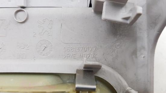 Innenbeleuchtung Vorne 9681370177 Peugeot 308 (4A/C) Schrägheck 1.6 VTI 16V (EP6C(5FS)) 2008-09 Bild Innenbeleuchtung Vorne 9681370177 Peugeot 308 (4A/C) Schrägheck 1.6 VTI 16V (EP6C(5FS)) 2008-09