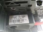 Sicherungskasten 13371567 Opel Adam Schrägheck 3-drs 1.4 (A14XEL) 2013