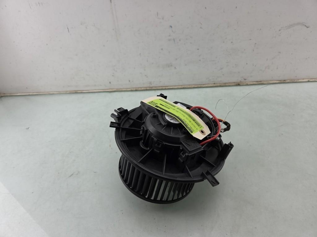 Heizgebläse Motor 5Q1819021E Volkswagen Golf VII Variant (AUVV) Kombi 1.2 TSI BlueMotion 16V (CJZA) 2014 CJZA