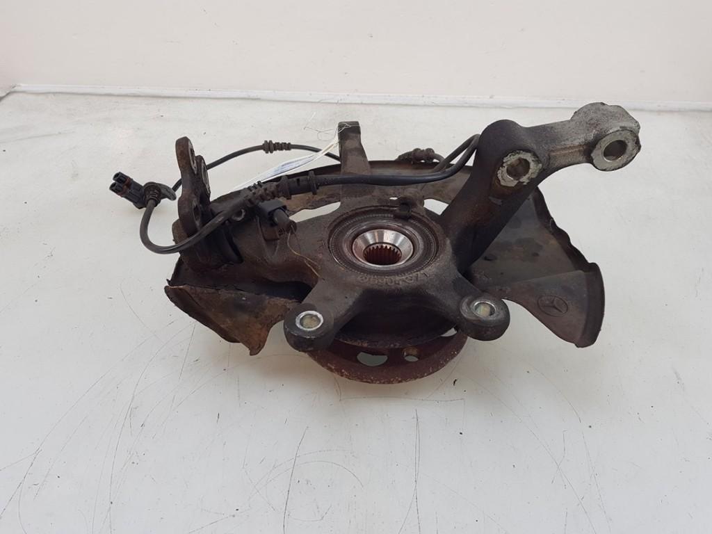 Achsschenkel Rechts Vorne A1693300620 Mercedes-Benz A (W169) Schrägheck 1.5 A-150 (M266.920) 2005-08