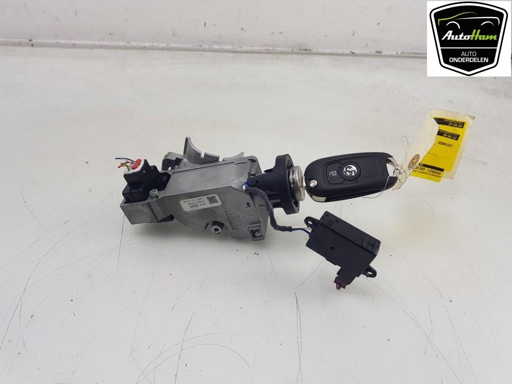 Zündschloss + Schlüssel 13279296 Opel Astra K Schrägheck 5-drs 1.2 Turbo 12V (A0001E2F1.2 Turbo 12V) 2020