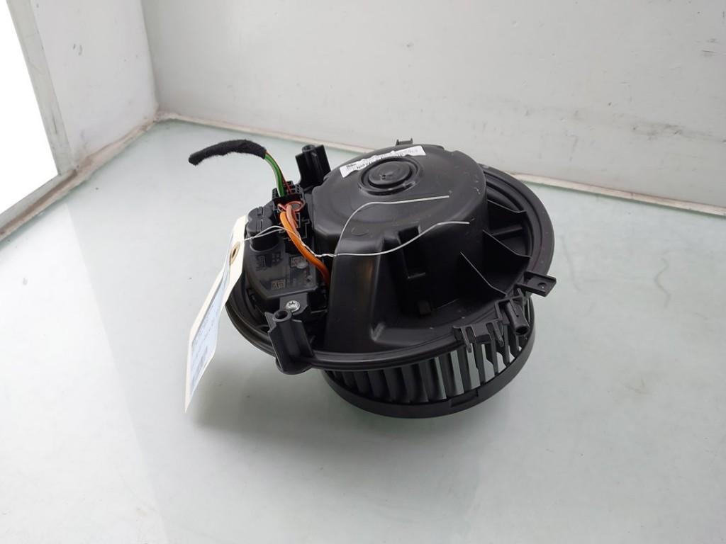Heizgebläse Motor 5Q1819021E Audi Q2 (GAB/GAG) SUV 1.0 30 TFSI 12V (DLAA) 2023