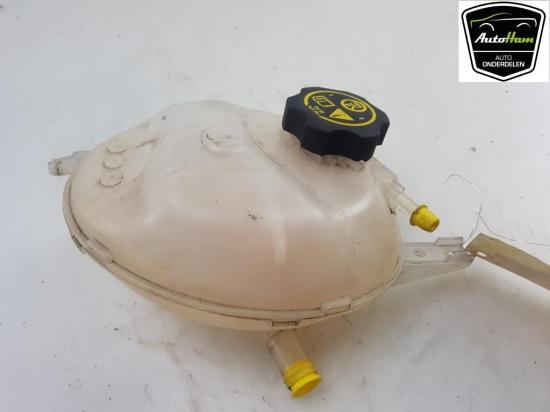 Ausgleichbehälter 13459964 Opel Astra K Schrägheck 5-drs 1.6 CDTI 110 16V (B16DTE(Euro 6)) 2016 Bild Ausgleichbehälter 13459964 Opel Astra K Schrägheck 5-drs 1.6 CDTI 110 16V (B16DTE(Euro 6)) 2016