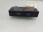Aux/usb-Anschluss 657035736 Skoda Scala Schrägheck 5-drs 1.5 TSI (DXDB) 2023-08