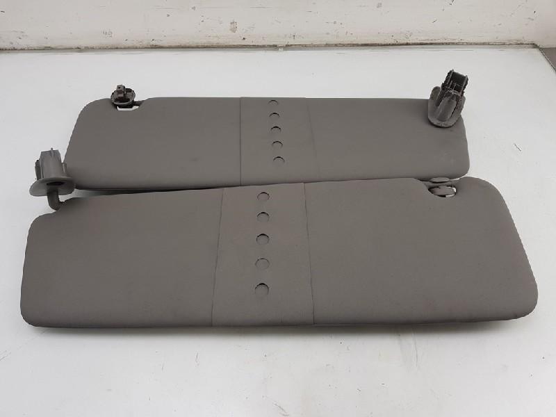 Sonnenblende Renault Master III (MA/MB/MC/MD/MH/MF/MG/MH) Van 2.3 dCi 16V (M9T-B6) 2012 Bild Sonnenblende Renault Master III (MA/MB/MC/MD/MH/MF/MG/MH) Van 2.3 dCi 16V (M9T-B6) 2012