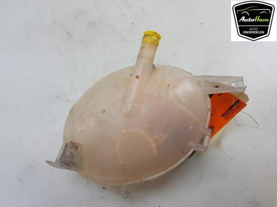 Ausgleichbehälter 13459964 Opel Astra K Schrägheck 5-drs 1.6 CDTI 110 16V (B16DTE(Euro 6)) 2016 Bild Ausgleichbehälter 13459964 Opel Astra K Schrägheck 5-drs 1.6 CDTI 110 16V (B16DTE(Euro 6)) 2016