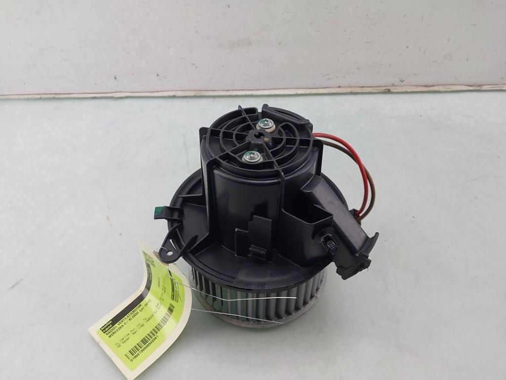 Heizgebläse Motor A2128200708 Mercedes-Benz C (W204) Limousine 1.8 C-180 CGI 16V (M271.820) 2012-01
