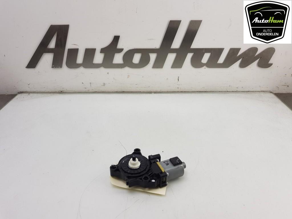 Fensterhebermotor 83450F1000 Kia Sportage (QL) Geländewagen 1.6 GDI 16V 4x2 (G4FD) 2018-02 Bild Fensterhebermotor 83450F1000 Kia Sportage (QL) Geländewagen 1.6 GDI 16V 4x2 (G4FD) 2018-02