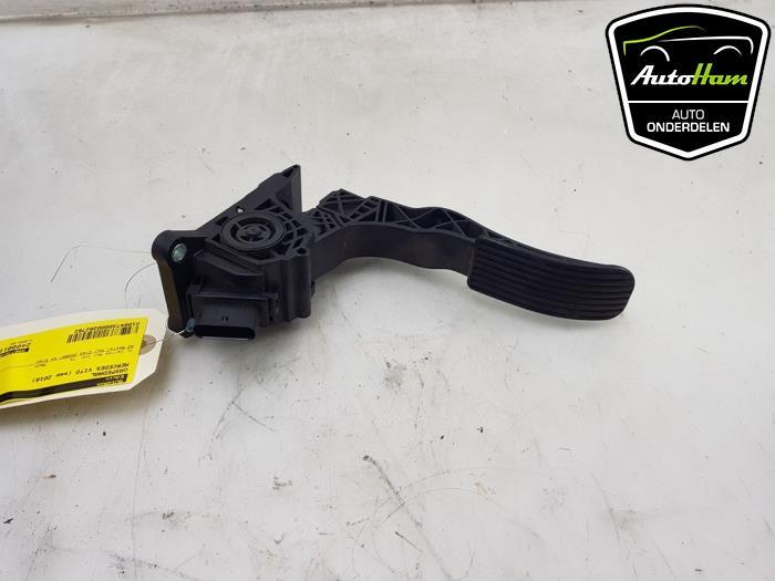 Pedalbelag für Fahrpedal Mercedes-Benz Vito Kasten W447 A9073010200