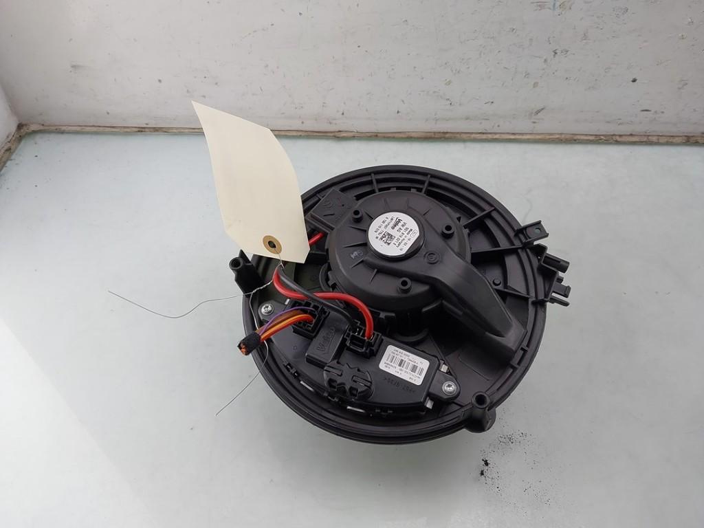Heizgebläse Motor 5Q1819021E Volkswagen Golf VII (AUA) Schrägheck 1.0 TSI 12V BlueMotion (DKRF) 2019-05 DKRF