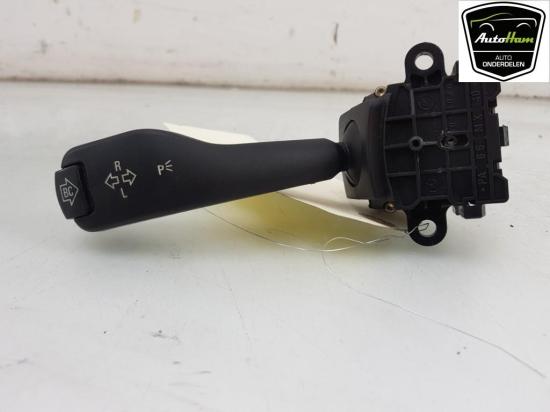 Blinkerschalter 61318363668 BMW 5 serie Touring (E39) Kombi 530d 24V (M57-D30(306D1)) 2002 Bild Blinkerschalter 61318363668 BMW 5 serie Touring (E39) Kombi 530d 24V (M57-D30(306D1)) 2002