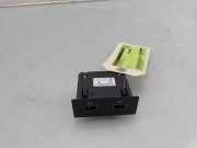 Aux/usb-Anschluss 280230033R Renault Megane IV Estate (RFBK) Kombi 5-drs 1.3 TCE 160 16V (H5H-490(H5H-E4)) 2022