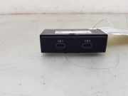 Aux/usb-Anschluss 4N1035954 Porsche Taycan (Y1A) Limousine 79/84 kWh (EBFA) 2023-01