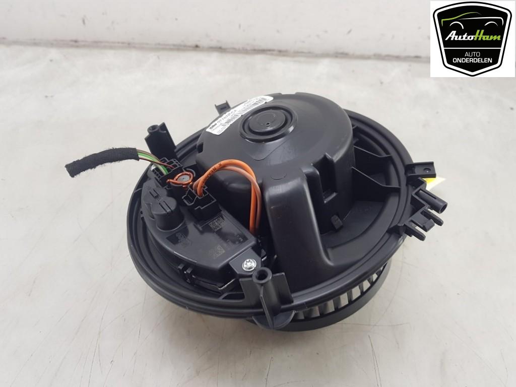 Heizgebläse Motor 5Q1819021E Audi Q2 (GAB/GAG) SUV 1.5 35 TFSI 16V (DXDB) 2023-04
