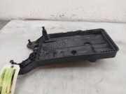 Batteriekasten 5QF915331A Volkswagen Tiguan (AD1) SUV 1.4 TSI 16V (CZDB) 2016-07 CZDB