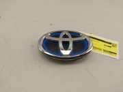 Emblem 753100D010 Toyota Yaris Cross (PB1/PJ1) SUV 1.5 12V Hybrid 115 (M15AFXE) 2023-12