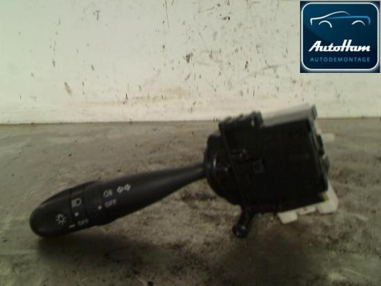 Blinkerschalter 173648 Daihatsu Sirion 2 (M3) Schr?gheck 1.0 12V DVVT (1KR-FE) 2009 Bild Blinkerschalter 173648 Daihatsu Sirion 2 (M3) Schr?gheck 1.0 12V DVVT (1KR-FE) 2009