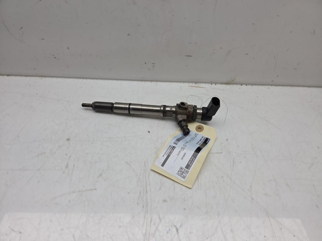 Einspritzventil 03L130277S Volkswagen Caddy III (2KA,2KH,2CA,2CH) Van 1.6 TDI 16V (CAYD) 2013 CAYD
