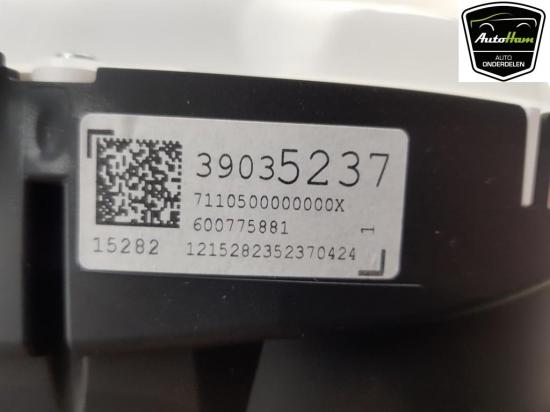 Tachoeinheit Kmh 39035237 Opel Astra K Schrägheck 5-drs 1.6 CDTI 110 16V (B16DTE(Euro 6)) 2016 Bild Tachoeinheit Kmh 39035237 Opel Astra K Schrägheck 5-drs 1.6 CDTI 110 16V (B16DTE(Euro 6)) 2016